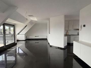 Appartement te huur in Neeroeteren voor € 850 met 1 slaapkamer