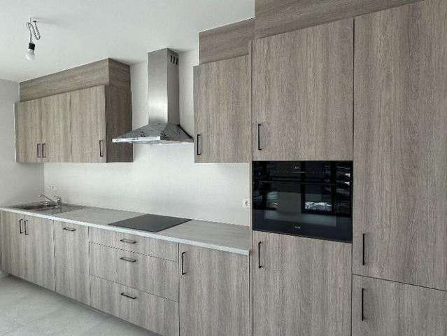 Appartement te huur in Neerpelt voor € 1.050 met 2 slaapkamers
