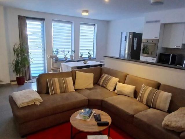 Appartement te huur in Neerpelt voor € 900 met 2 slaapkamers