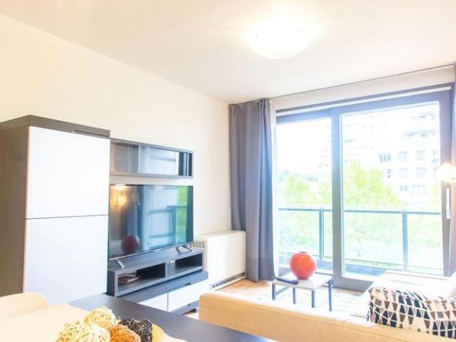 Appartement te huur in Oudergem voor € 1.150 met 1 slaapkamer