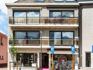 Appartement te huur in Onze Lieve Vrouw Waver voor € 745 met 1 slaapkamer