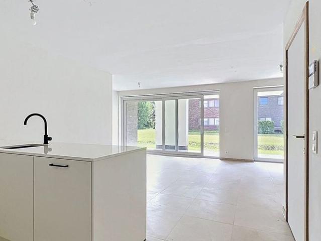 Appartement te huur in Oostakker voor € 1.050 met 2 slaapkamers
