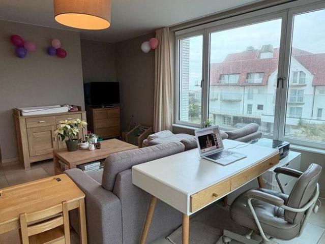 Appartement te huur in Oostduinkerke voor € 1.100 met 3 slaapkamers