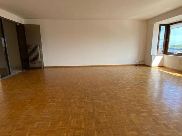 Appartement te huur in Oostende voor € 1.100 met 2 slaapkamers