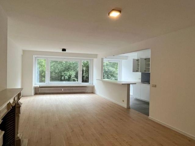 Appartement te huur in Oostende voor € 1.150 met 3 slaapkamers