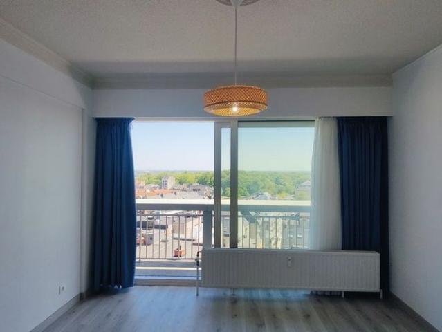 Appartement te huur in Oostende voor € 695 met 1 slaapkamer