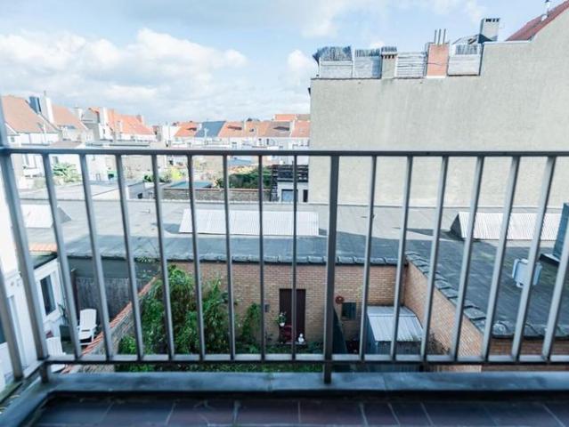 Appartement te huur in Oostende voor € 800 met 2 slaapkamers