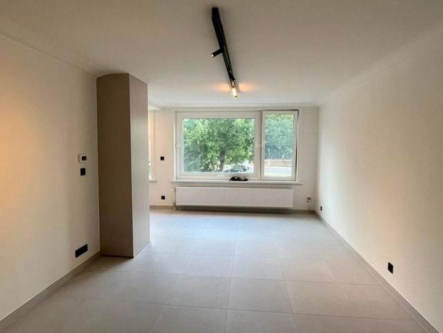 Appartement te huur in Oostende voor € 895 met 2 slaapkamers