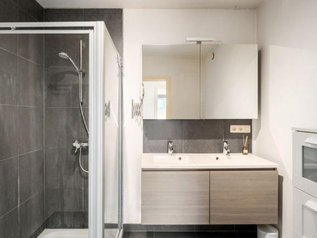 Appartement te huur in Oostkamp voor € 750 met 2 slaapkamers