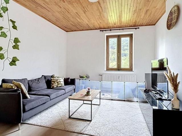 Appartement te huur in Aywaille voor € 750 met 2 slaapkamers