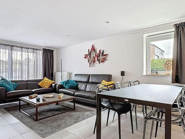 Appartement te huur in Aywaille voor € 950 met 2 slaapkamers
