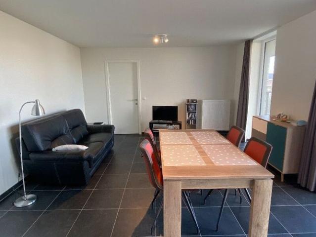 Appartement te huur in Aalter voor € 725 met 1 slaapkamer