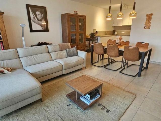 Appartement te huur in Aalter voor € 895 met 2 slaapkamers