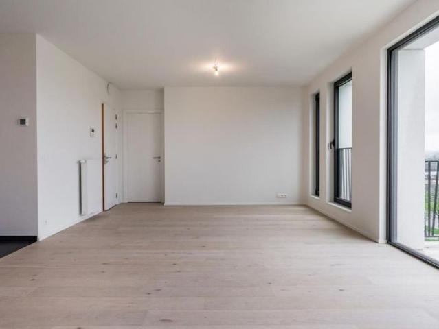Appartement te huur in Anderlecht voor € 1.200 met 2 slaapkamers