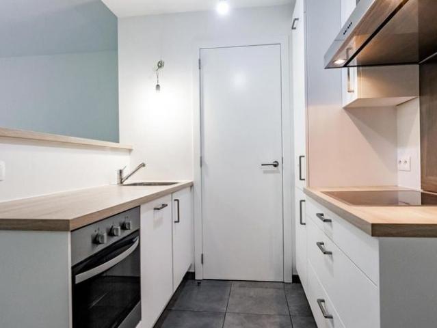 Appartement te huur in Anderlecht voor € 1.445 met 3 slaapkamers