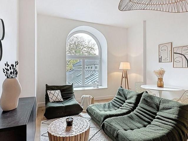 Appartement te huur in Anderlecht voor € 1.800 met 3 slaapkamers