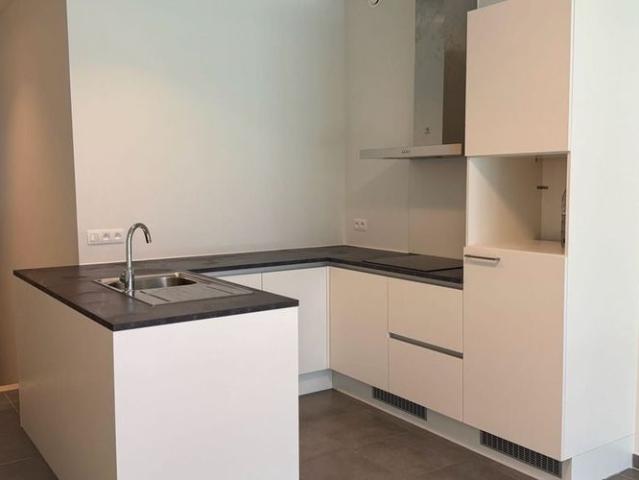 Appartement te huur in Antwerpen voor € 1.060 met 1 slaapkamer