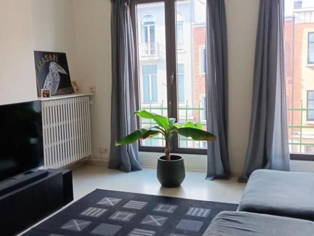 Appartement te huur in Antwerpen voor € 1.100 met 2 slaapkamers