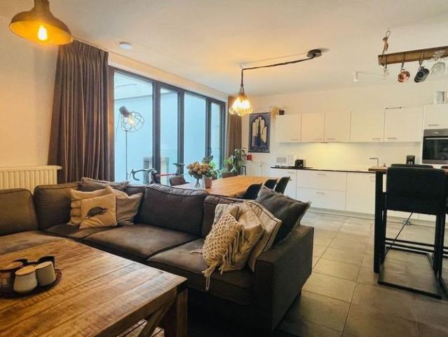 Appartement te huur in Antwerpen voor € 1.150 met 1 slaapkamer