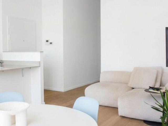 Appartement te huur in Antwerpen voor € 1.300 met 2 slaapkamers