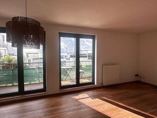 Appartement te huur in Antwerpen voor € 1.300 met 2 slaapkamers