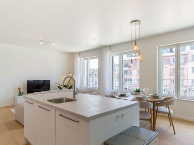 Appartement te huur in Antwerpen voor € 1.400 met 2 slaapkamers