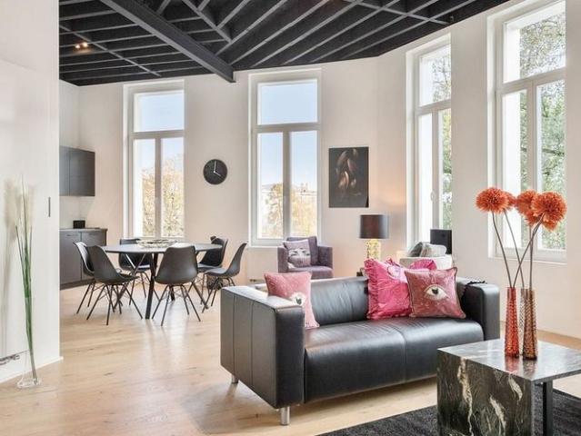 Appartement te huur in Antwerpen voor € 1.540 met 2 slaapkamers