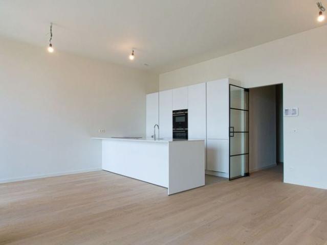 Appartement te huur in Antwerpen voor € 2.150 met 3 slaapkamers