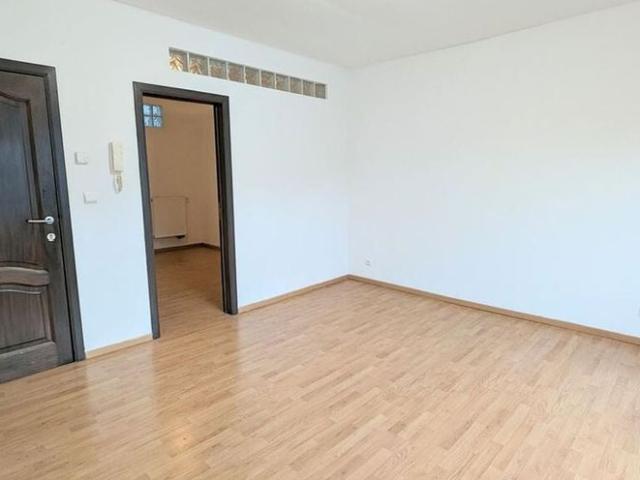 Appartement te huur in Antwerpen voor € 695 met 1 slaapkamer