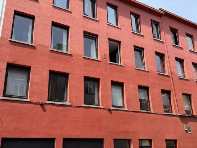 Appartement te huur in Antwerpen voor € 850 met 1 slaapkamer