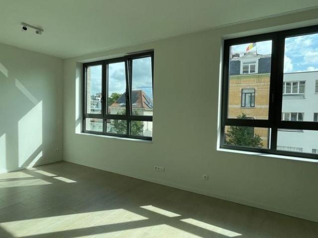Appartement te huur in Antwerpen voor € 865 met 1 slaapkamer