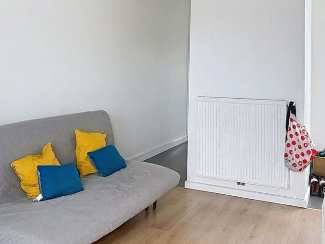 Appartement te huur in Antwerpen voor € 890 met 1 slaapkamer