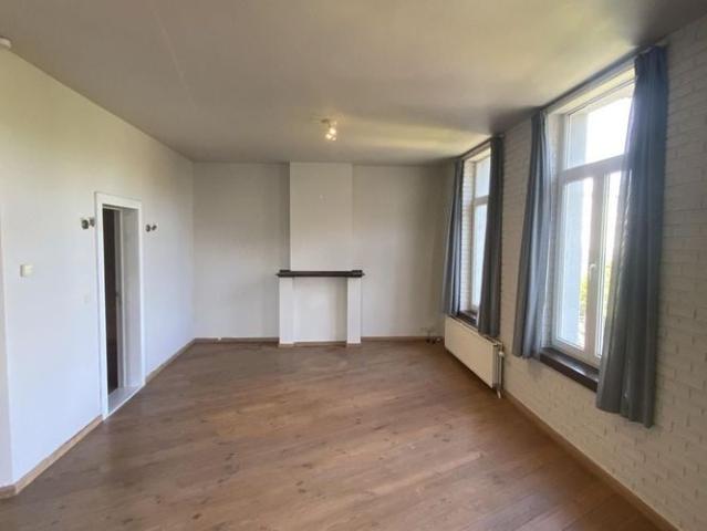 Appartement te huur in Antwerpen voor € 895 met 1 slaapkamer