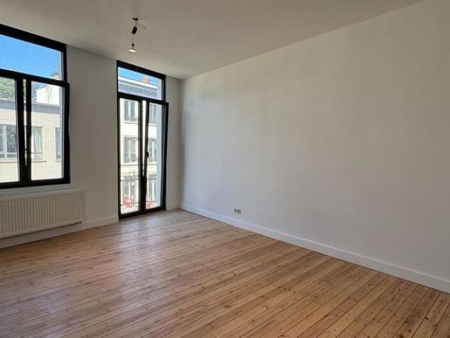 Appartement te huur in Antwerpen voor € 950 met 1 slaapkamer