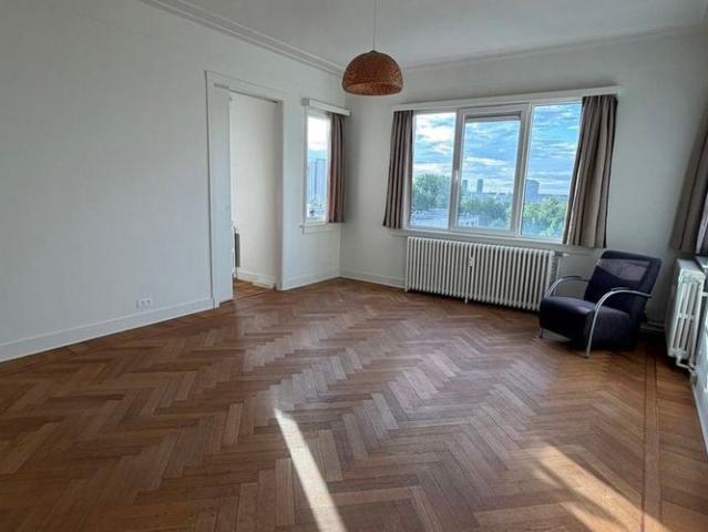 Appartement te huur in Antwerpen voor € 975 met 2 slaapkamers