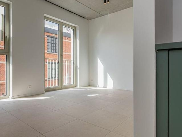 Appartement te huur in Antwerpen voor € 920 met 1 slaapkamer