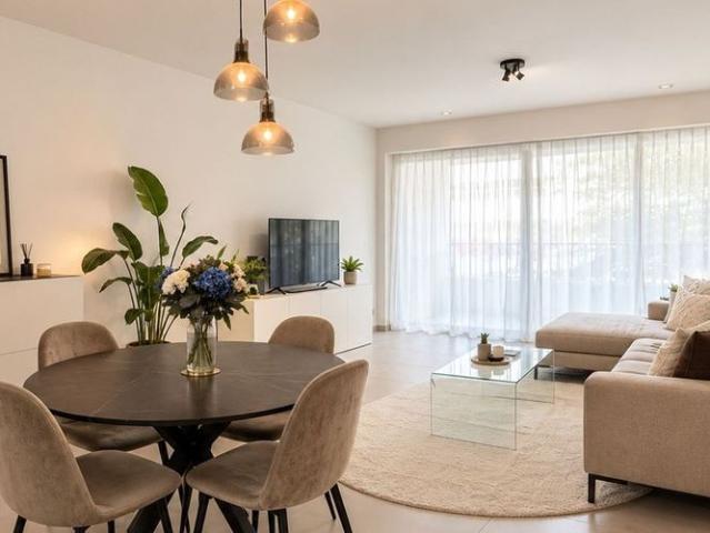 Appartement te huur in Antwerpen voor € 925 met 1 slaapkamer