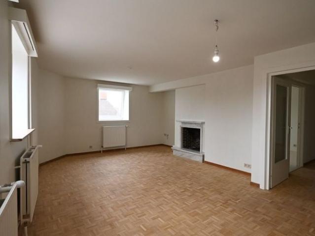 Appartement te huur in Ardooie voor € 700 met 3 slaapkamers