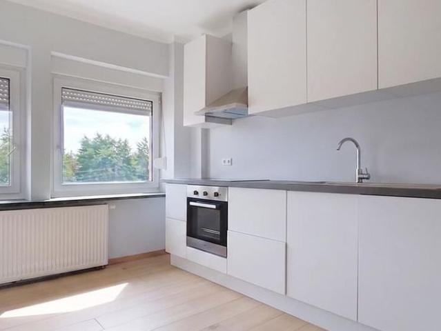 Appartement te huur in Arlon voor € 1.200 met 3 slaapkamers