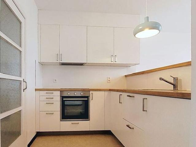 Appartement te huur in Arlon voor € 800 met 1 slaapkamer