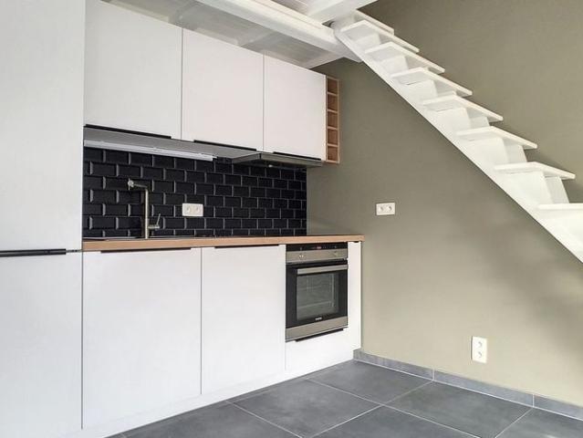 Appartement te huur in Arlon voor € 950 met 1 slaapkamer