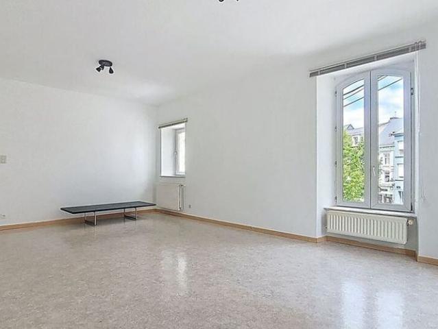Appartement te huur in Arlon voor € 950 met 2 slaapkamers