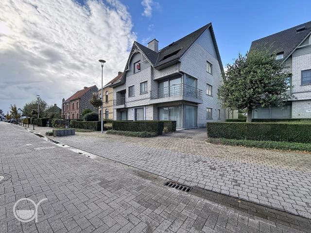 Appartement te huur in Bachte Maria Leerne met 2 slaapkamers
