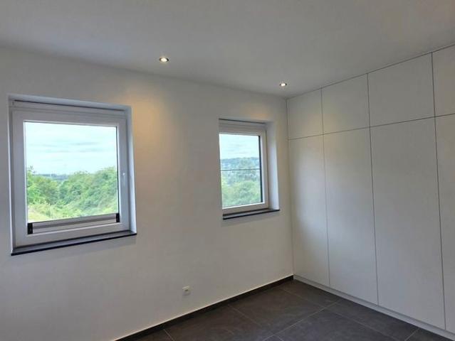 Appartement te huur in Barvaux sur Ourthe voor € 850 met 2 slaapkamers
