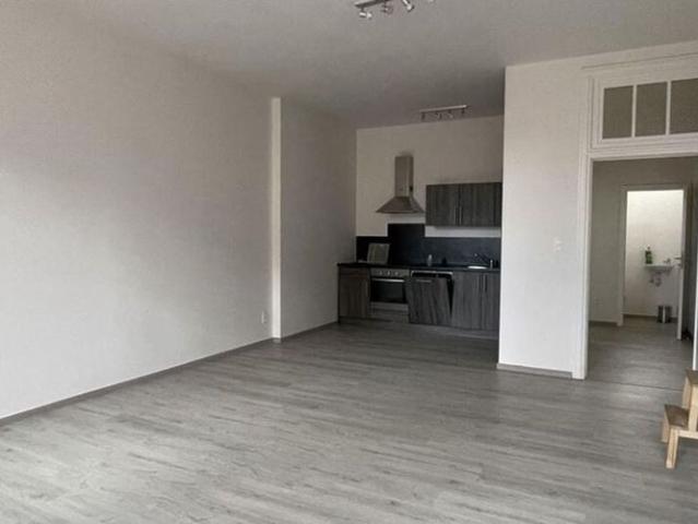 Appartement te huur in Beloeil voor € 685 met 1 slaapkamer