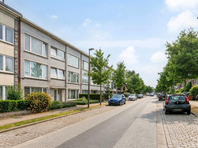 Appartement te huur in Berchem met 2 slaapkamers