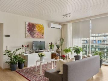 Appartement te huur in Berchem voor € 895 met 1 slaapkamer