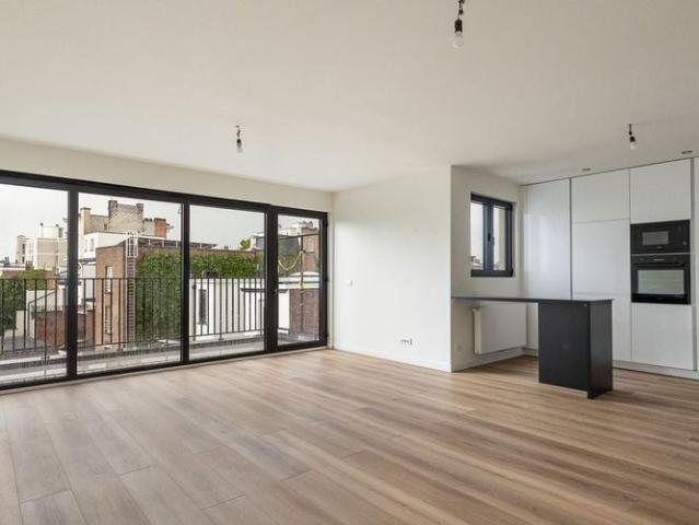 Appartement te huur in Berchem voor € 1.375 met 2 slaapkamers