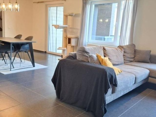 Appartement te huur in Berlare voor € 825 met 2 slaapkamers