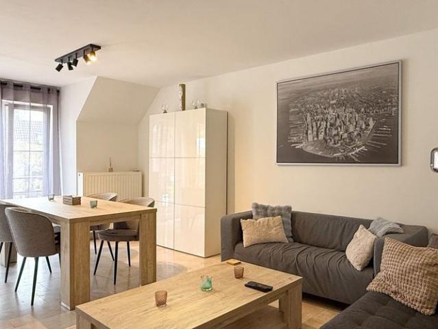 Appartement te huur in Beveren Waas voor € 740 met 2 slaapkamers